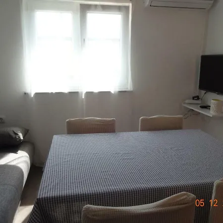Dora & Franka Apartamento *