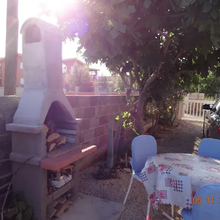 Apartamento Dora & Franka *